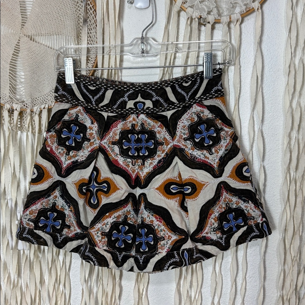 Ulla Johnson Tariq Hand Embroidered  Patchwork Cotton Shorts Size 0 - Picture 4 of 14